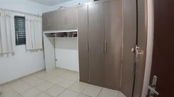 Jogo de Quarto em L 2,07m X 1,25m X 1,60m Seminovo Estuda-se Ofertas