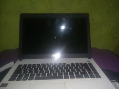 Vendo Notebook Asus