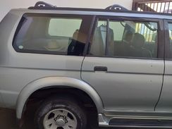 Mitsubishi Pajero Glx 4x2 3.0 V6 1999