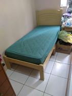 Cama e Colchão de Solteiro