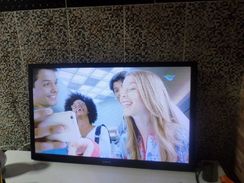 TV Samsung Pn43h4000