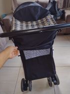 Carinho de Bebe com Bebê Conforto