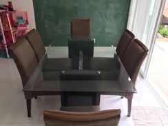 Mesa para Sala de Jantar com 6 Lugares