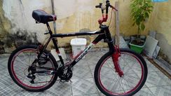 Bicicleta Toda de Alumínio