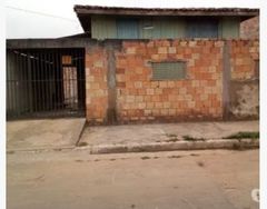 Vendo Terreno com Casa de Madeira