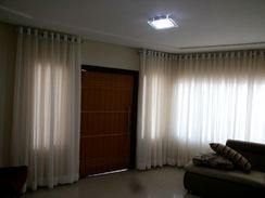 Cortinas e Persianas Sob Medida