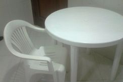 Mesa com Cadeira.ótimo Estado. Mudança. Tenho Outros Móveis,eletro e Utensílios