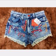 Short Hot Pant Bordado