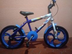 Bicicleta Aro 12 do Super Man