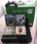 Vendo XBOX One 500 GB Semi Novo