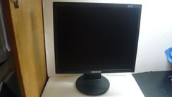 Monitor Samsung 17