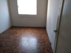 Alugo Apartamento na Rua Santo Antonio, Centro