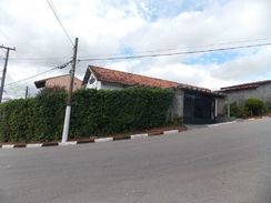 Casa Bem Localizada