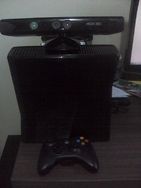 XBOX 360 Desbloqueado Pouco Uso com Kinect e 3 Jogos