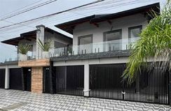 Casa com 48.97 m2 - Maracanã - Praia Grande SP