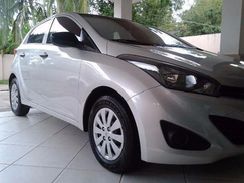 Vendo Hb 20 Hatch 1.0 12v Branco Ano 2017/2017 Completo Veiculo com Baixo Km