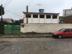 Vende-se Terreno com 723m2 em Cruz das Almas