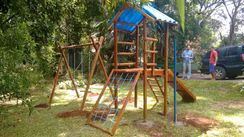 Playground Infantil Casinha de Tarzan de Eucalipto Tratado