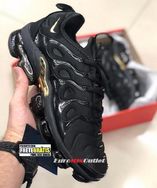 Tênis Nike Air Vapormax Plus - Varias Cores