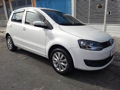 Volkswagen Fox 1.0 Tec Bluemotion (flex) 4p 2014