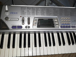 Teclado Casio Ctk-496 + Suporte