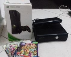 XBOX 360 com Kinect 4gb Destravado Troca por PS4