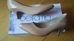 Scarpin Cor Nude Verniz Beira Rio, Novinha