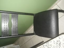 Vende SE uma Mesa