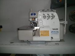 Máquina de Costura Overlock 4 Fios