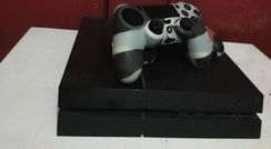 Playstation 4 500 GB +1 Controle +6 Jogos