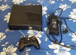 XBOX 360 Desbloqueado (acompanha 2 Jogos)