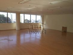 Sala Comercial com 145 m2 em São Paulo - Jabaquara por 6.5 Mil