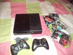 X Box 360 Slim com 2 Controles e 18 Jogos Mais Cabos