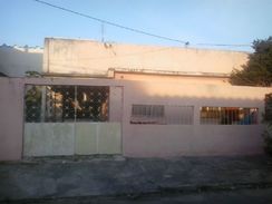 Casa com Rgi em Inhoaíba