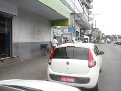 Vendo ou Alugo Autonomia de Táxi em Frente ao Prezunic de Nilópolis