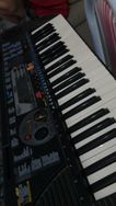 Teclado Yamaha Psr 79 + Tomada e Apoio Grátis