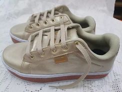 Tenis Feminino Couro Dourado