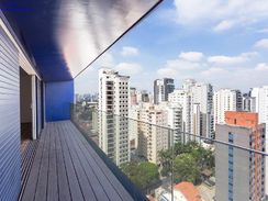 95 m2 de área útil Sendo 7336 m2 o Apartamento 1664 m2 Terra