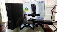 Novo - XBOX 360 Slim + Kinect - 250gb