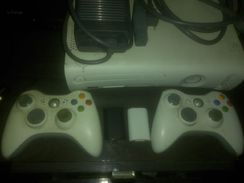 XBOX 360 - Desbloqueado + Kinect + 45 Jogos