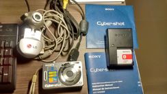 Vendo Câmera Sony+webcam+carregador