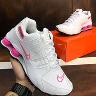 Tênis Nike Shox Feminino