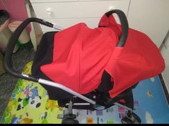 Carrinho de Bebe + Bebe Conforto