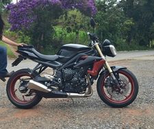 Triumph Street Triple 675 (ABS) 2015