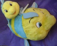 2 Linguados Pequena Sereia Flounder 2 Pelúcias Mattel Oficiais Disney