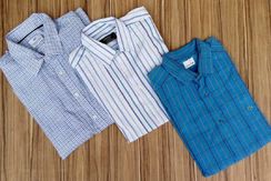 Calças e Camisas Masculinas - 100 Peças de Segunda Linha