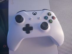 XBOX One Semi Novo