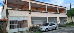 Casa com 5 Dormitórios à Venda, 600 m² por RS 600.000 - Parque 10 de Novembro - Manaus-am