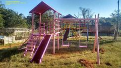 Playground Infantil Casinha de Madeira Barato