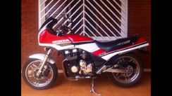 Honda CBX 750f Hollywood “ 7 Galo “